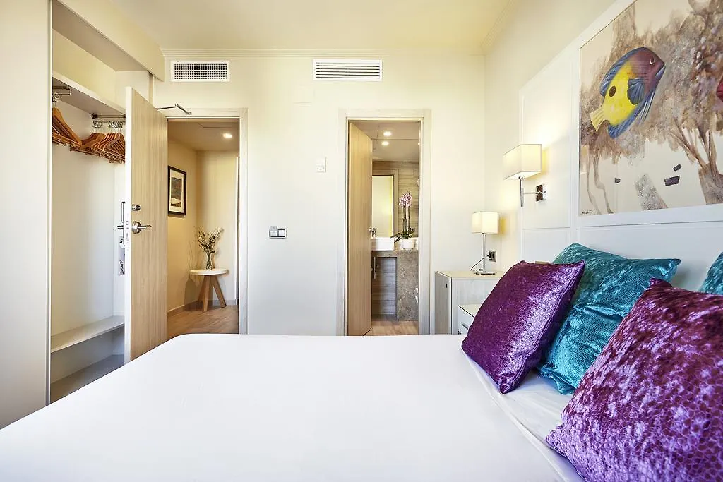 Grupotel Maritimo Port de Alcudia  Hotel